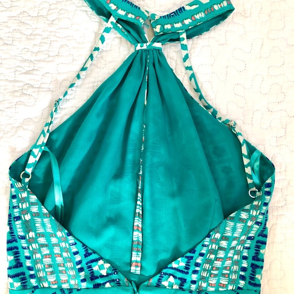 Clothes - Picture 3 of 5